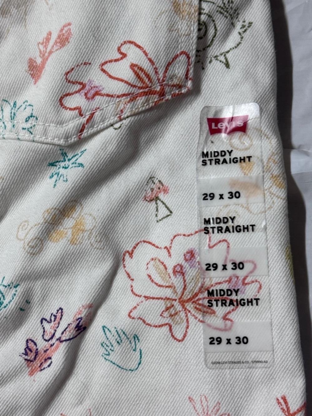 Levi's White Floral Sketch Mid-Rise Straight Jeans - Picture 2 of 4